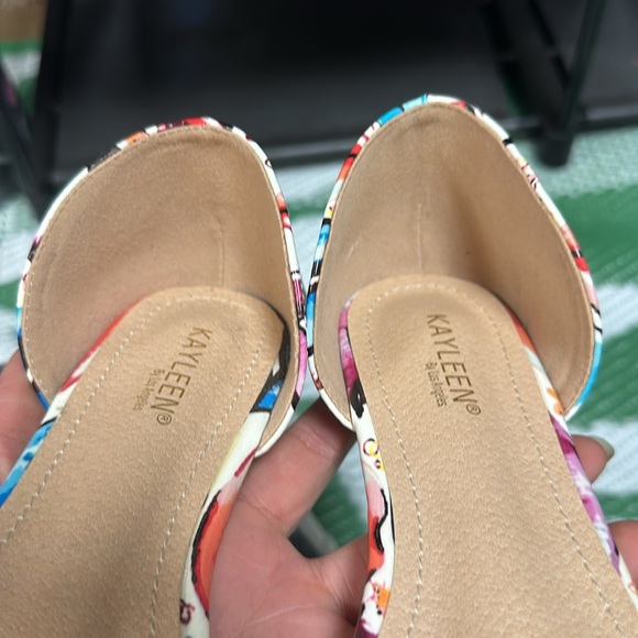 Kayleen flats size 7 - Picture 3 of 5